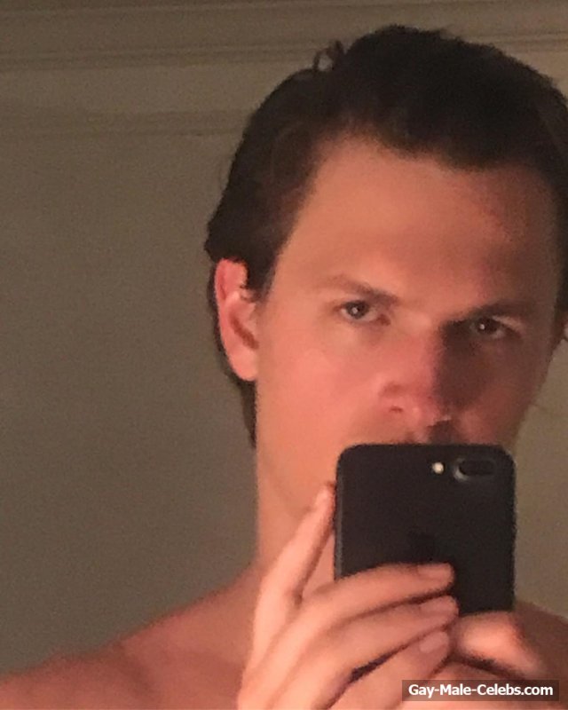 Ansel Elgort Sexy Photos The Male Fappening