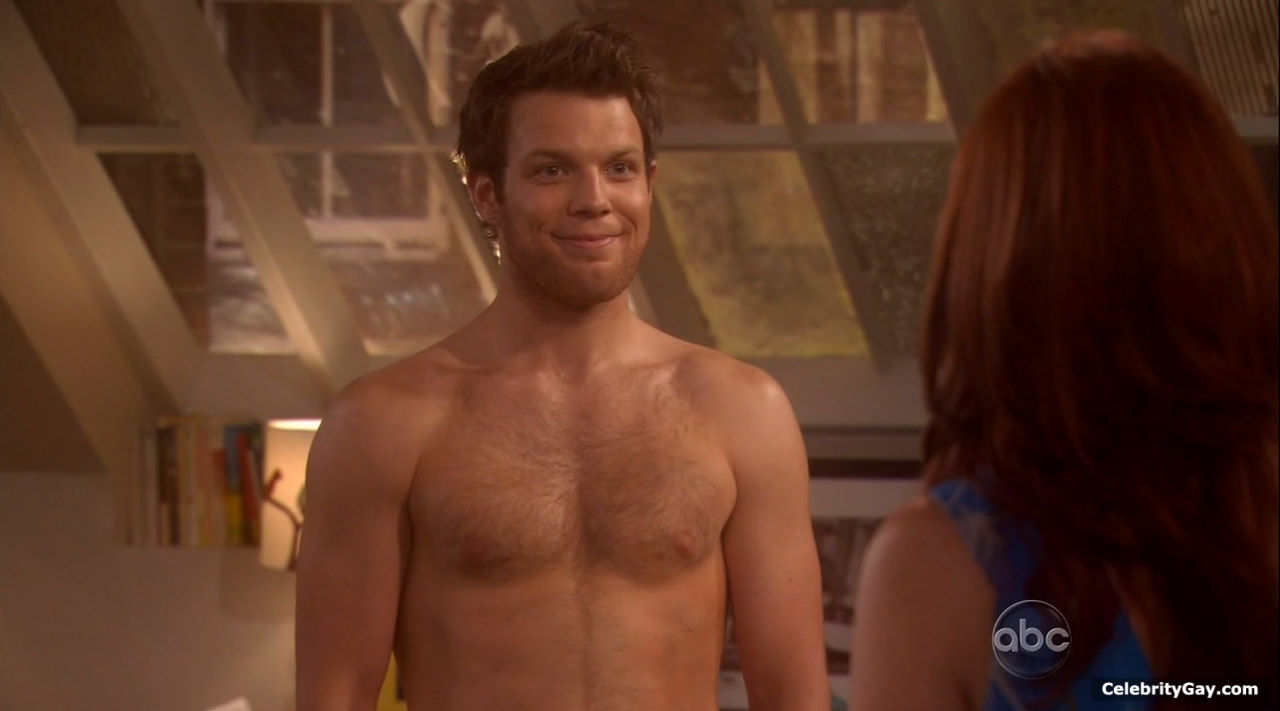 Jake Lacy Shirtless - The Male Fappening.