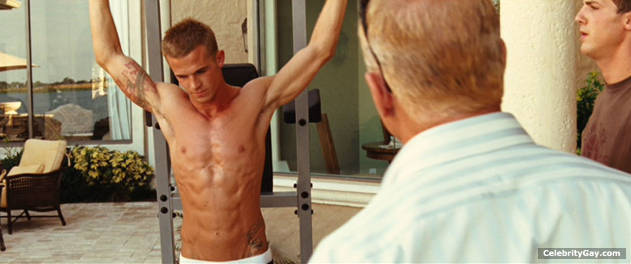 Naked Cam Gigandet pictures in high quality. 