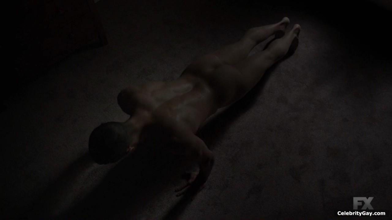 Theo Rossi Nude (19 Photos) .