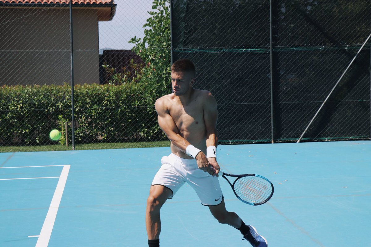 Borna Coric Sexy (6 Photos) .