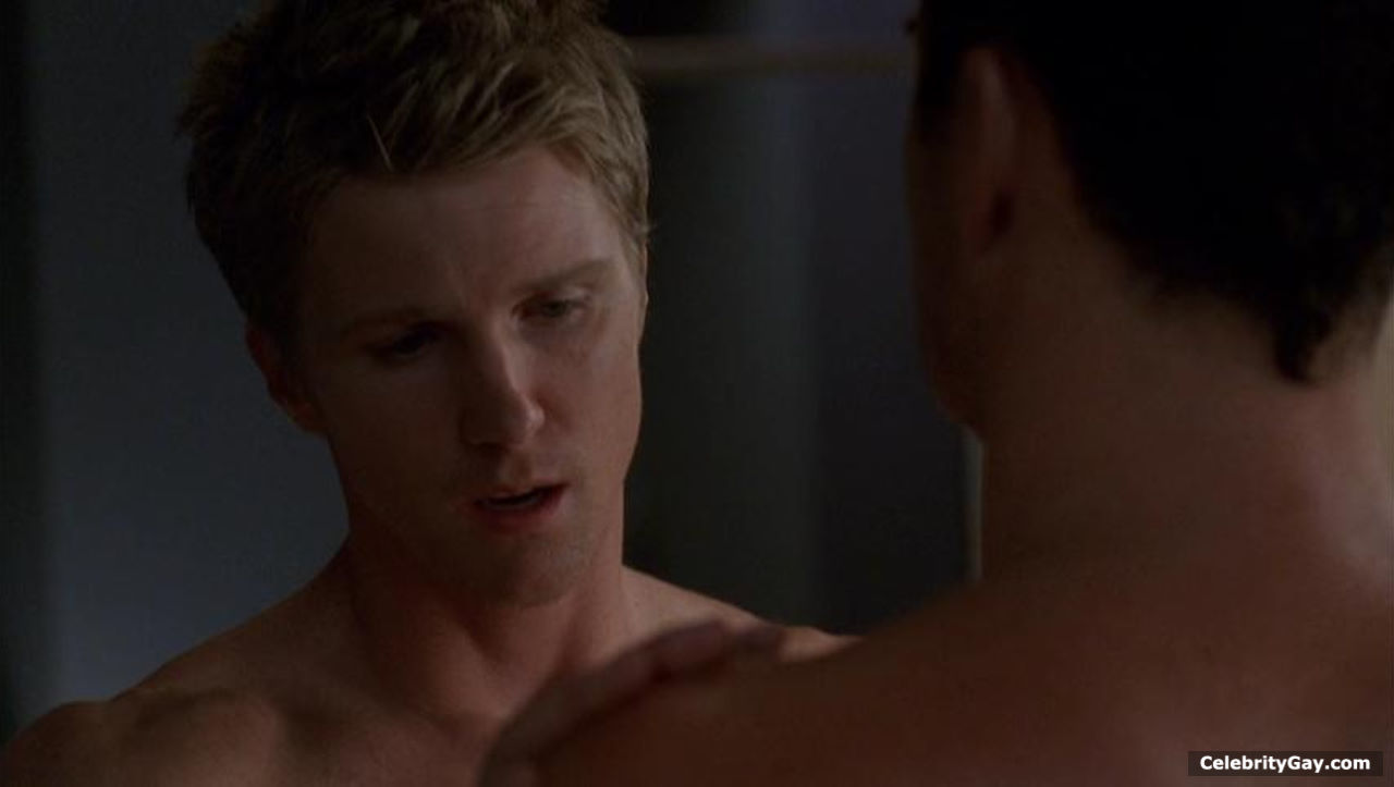 Naked Thad Luckinbill pics and several shirtless screencaps to cap it all o...
