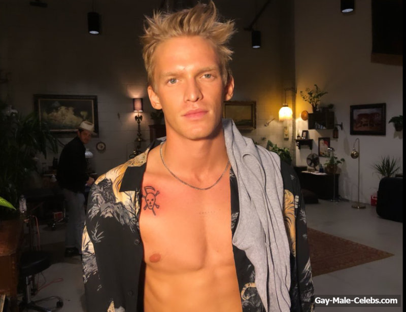 Cody Simpson Sexy (5 Photos) .