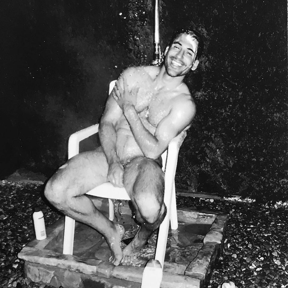 Miguel Ángel Silvestre Naked (1 Photo) .