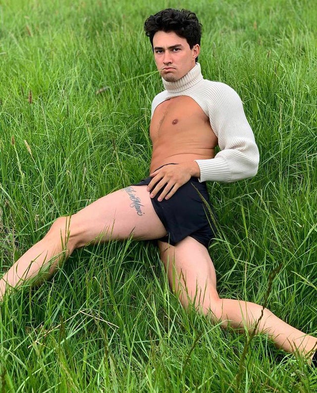 Sexy pictures of Gavin Leatherwood. 