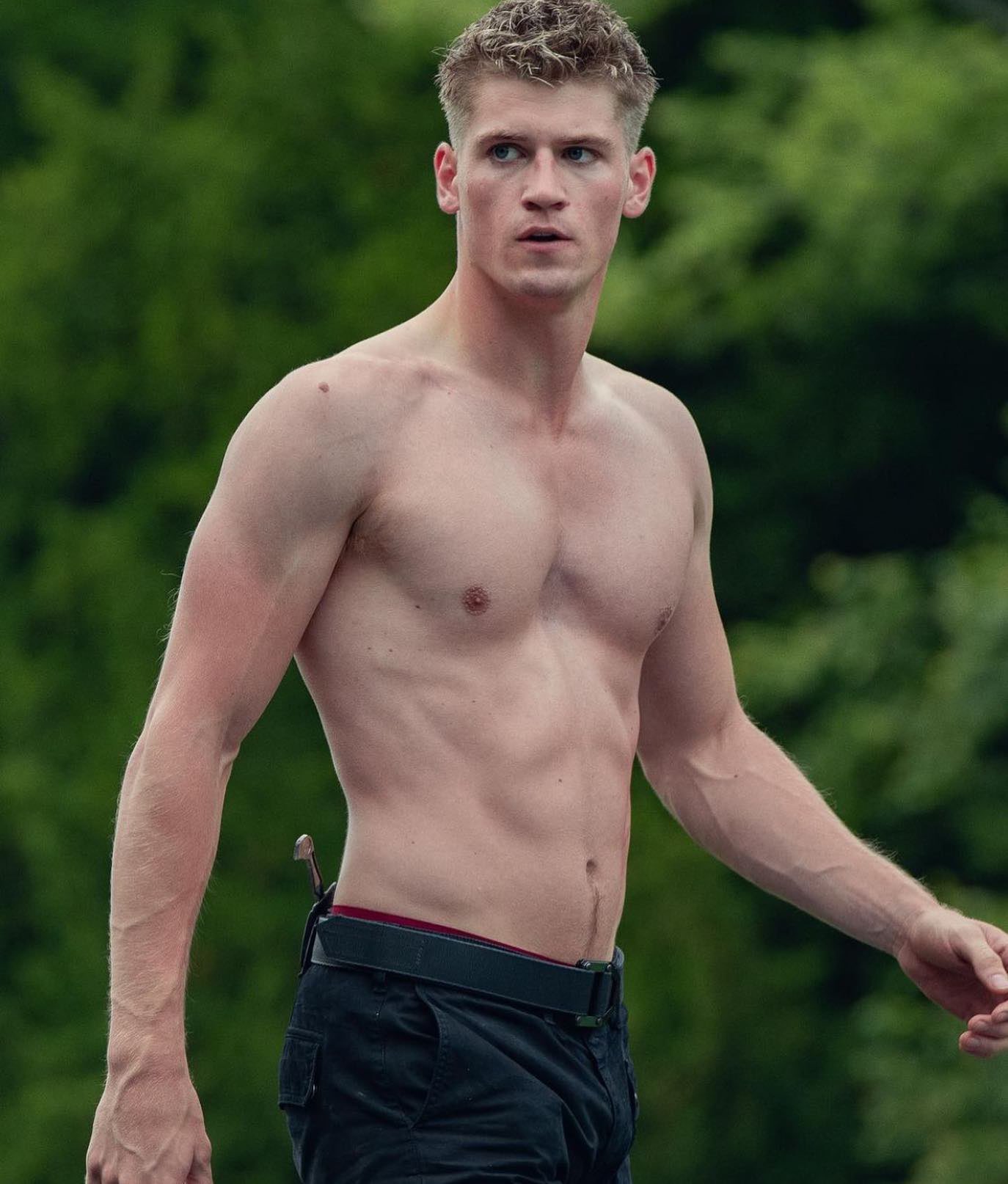 Danny Griffin Shirtless (1 Photo)