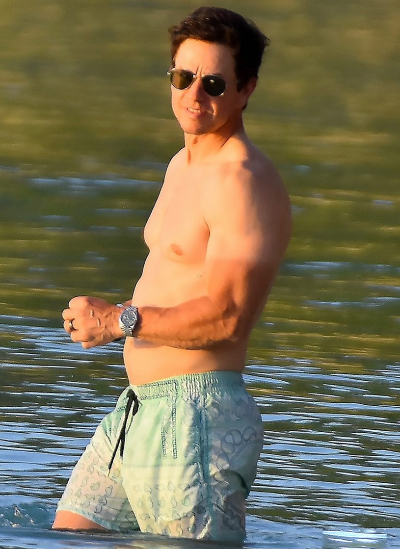 Mark Wahlberg (5 Photos)
