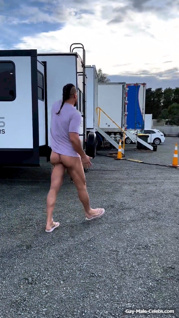 Jason Momoa Shaking His Bare Ass Outdoors