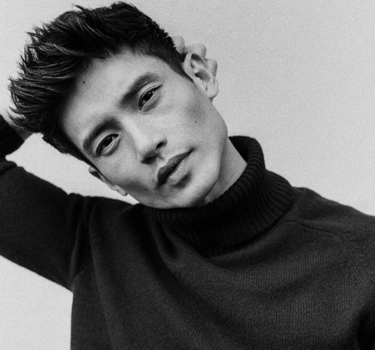 Manny Jacinto: Breaking Stereotypes and Rising to Stardom in Hollywood