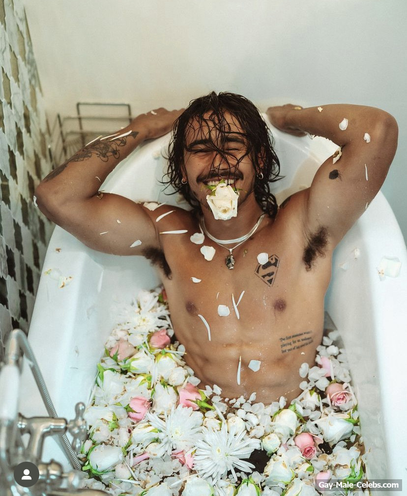 Michael Cimino Naked Bathtub Photoshoot