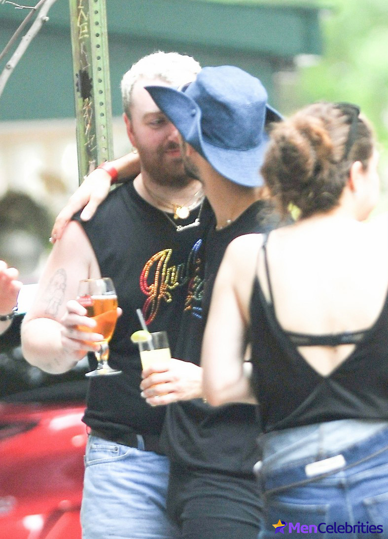 Sam Smith &amp; Christian Cowan hot kiss during Pride March
