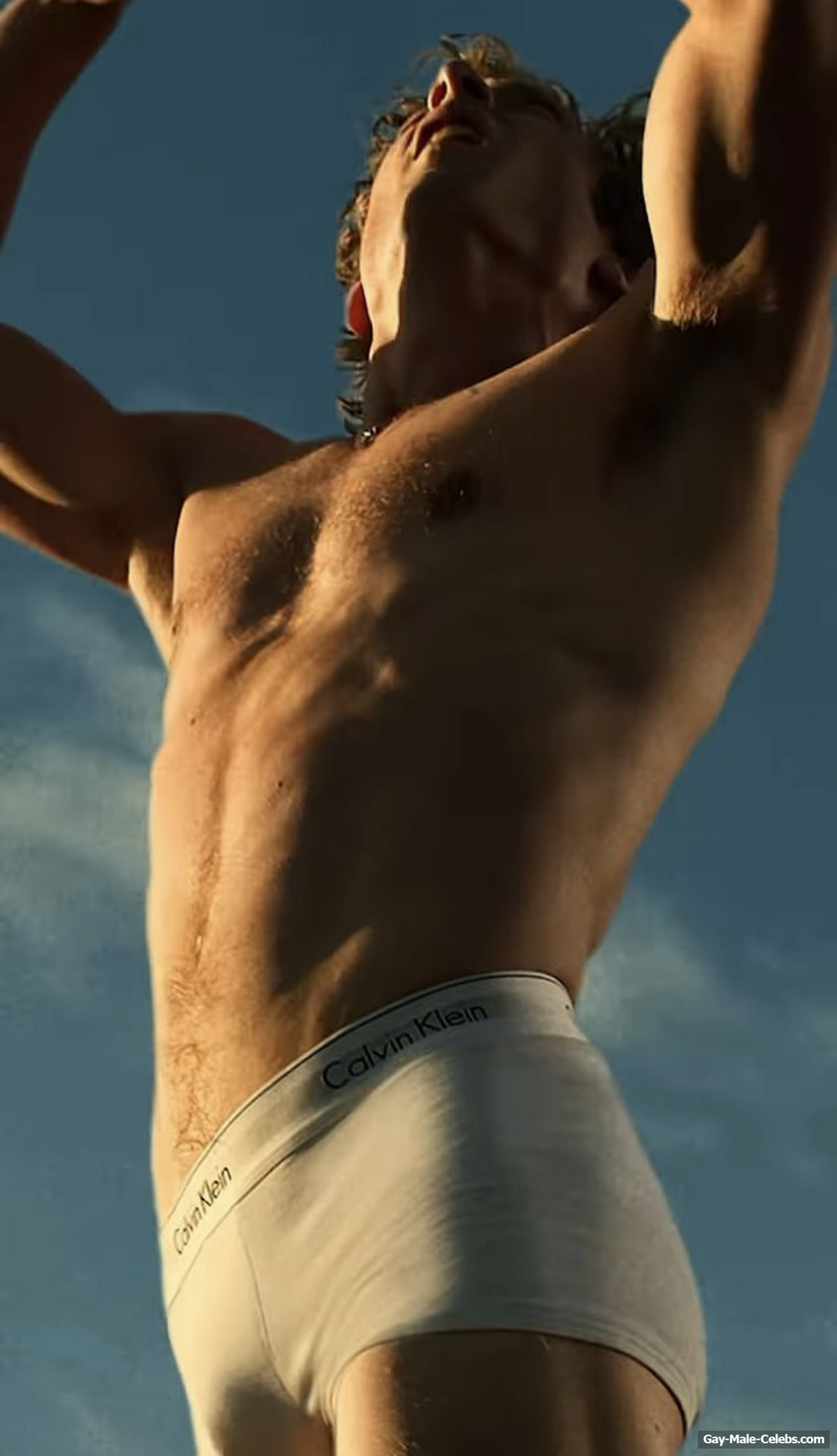 Jeremy Allen White Huge Bulge And Sexy Underwear Pics