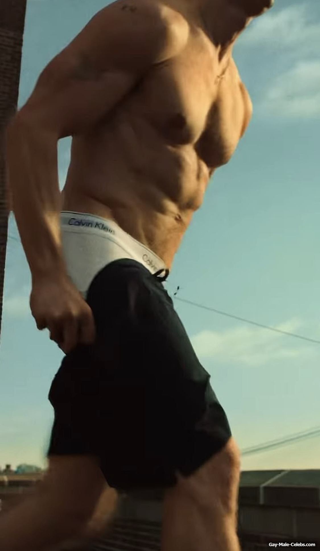 Jeremy Allen White Huge Bulge And Sexy Underwear Pics