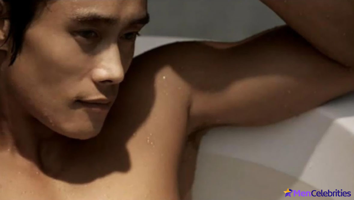 Lee Byung-hun Nude And Sexy Collection