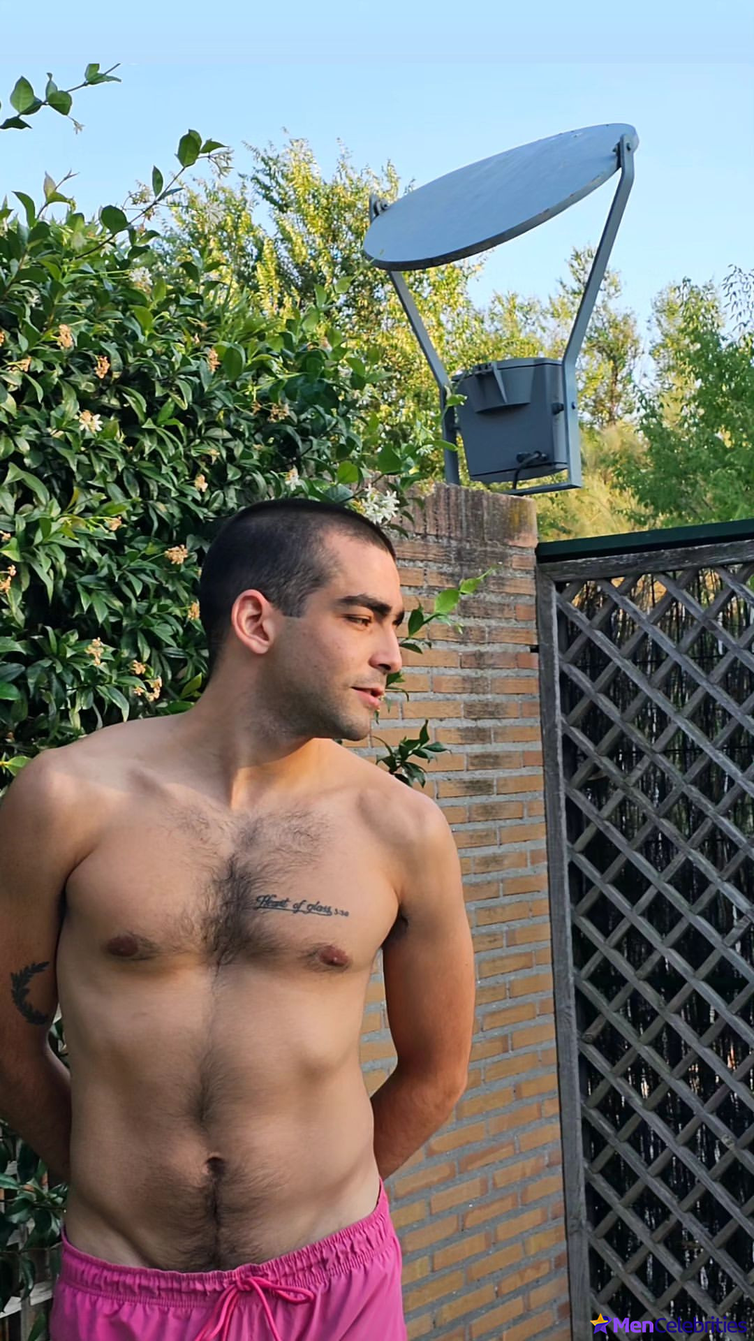 Omar Ayuso Nude And Hot Gay Sex Collection