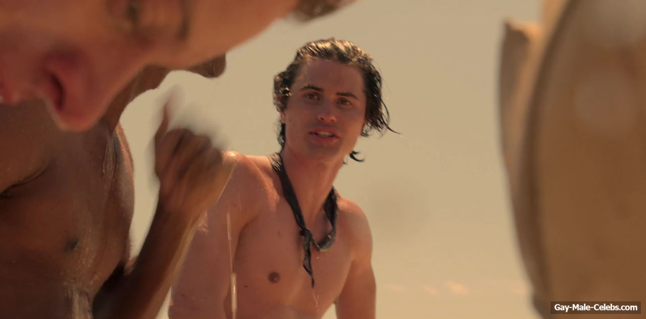 Chase Stokes Shirtless Scenes in Outer Banks
