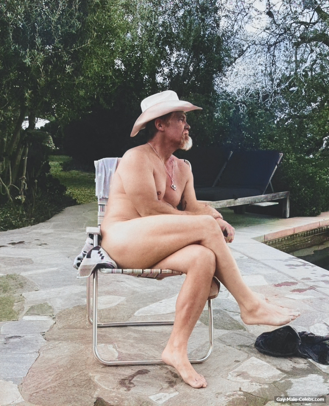 Josh Brolin Naked And Bulge Underwear Photos