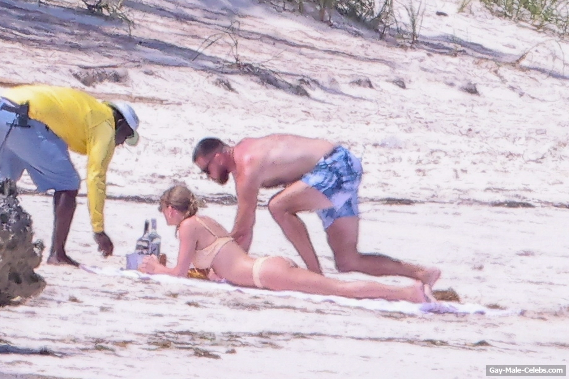 Travis Kelce Shirtless And Sexy Beach Photos