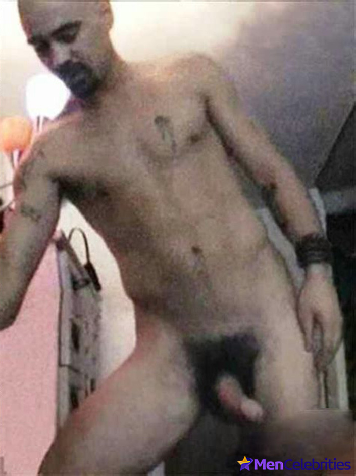 Colin Farrell exposed cock leaks