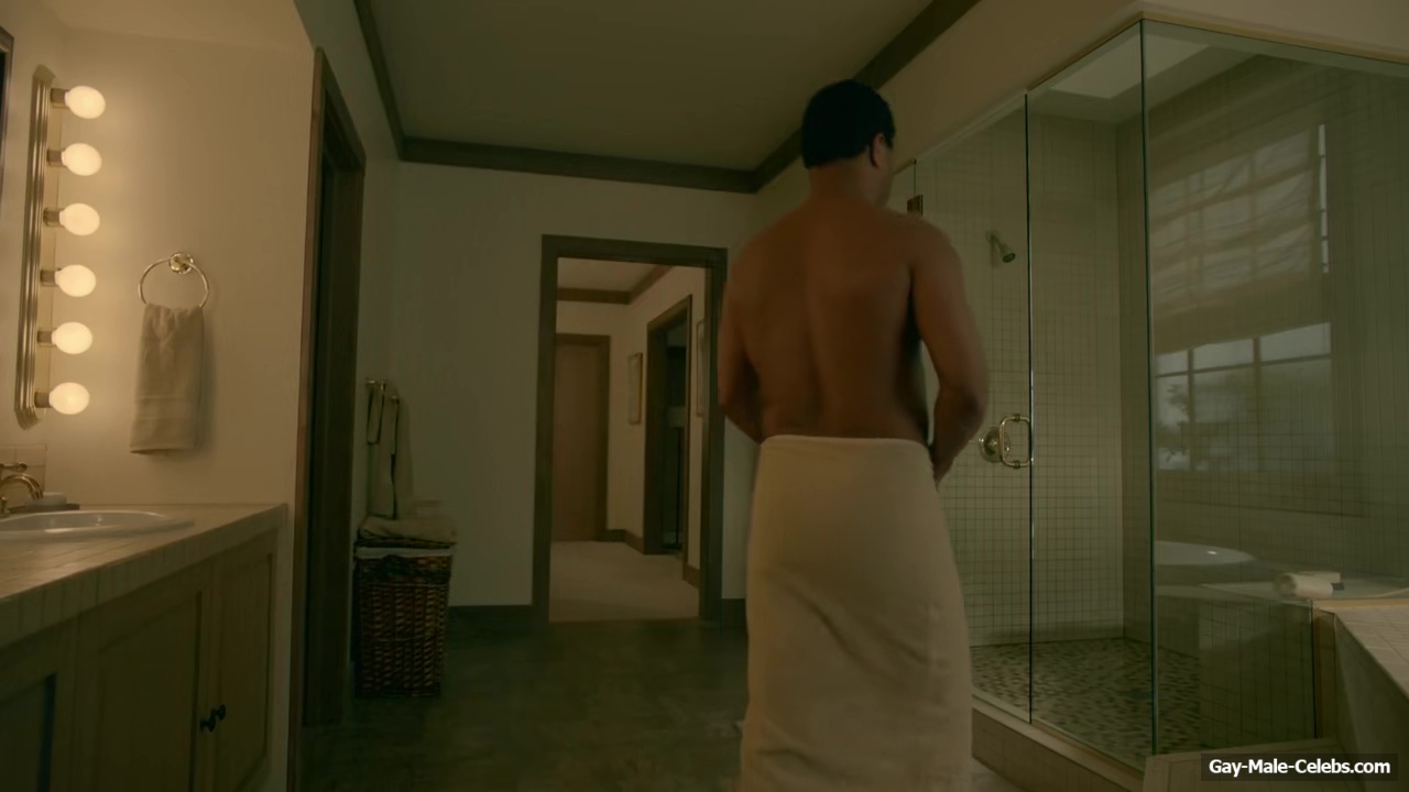 Cuba Gooding Jr. Nude Shower Scenes