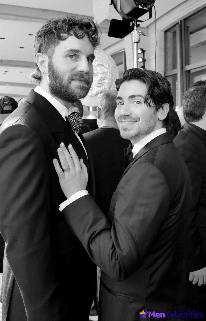 Ben Platt and Noah Galvin’s PDA Moment at the Tony Awards