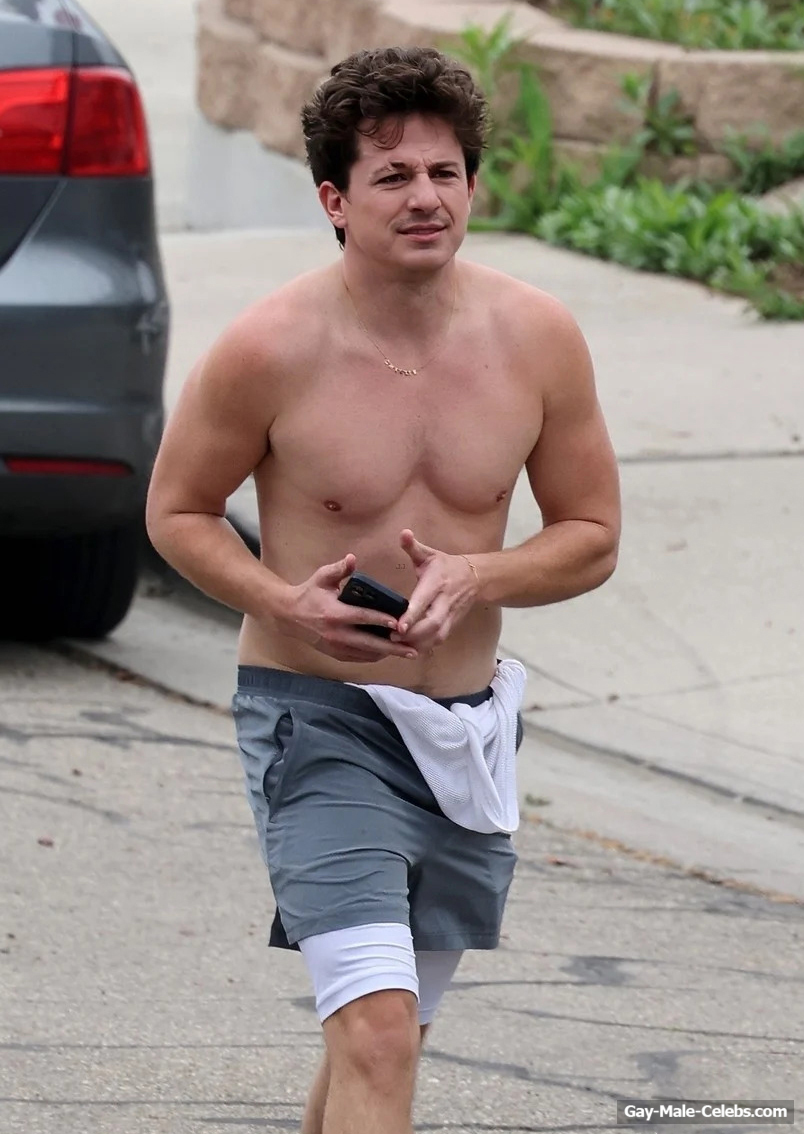 Charlie Puth Exposed His Torso After Jogging