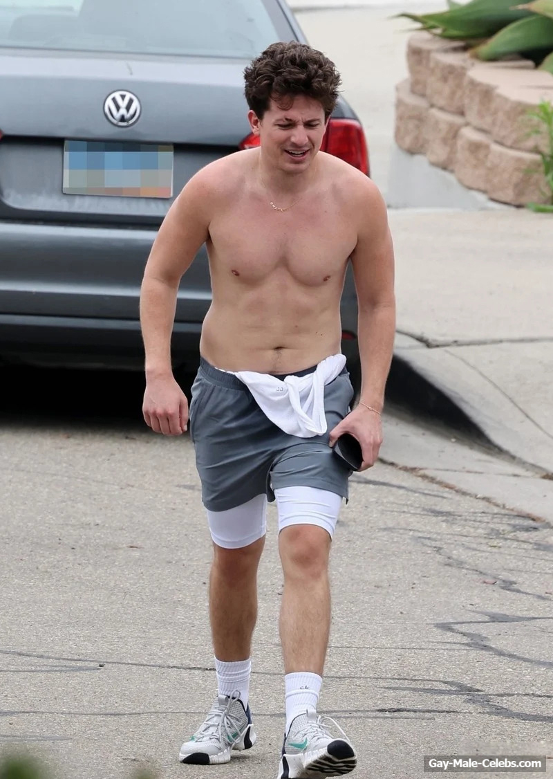 Charlie Puth Exposed His Torso After Jogging