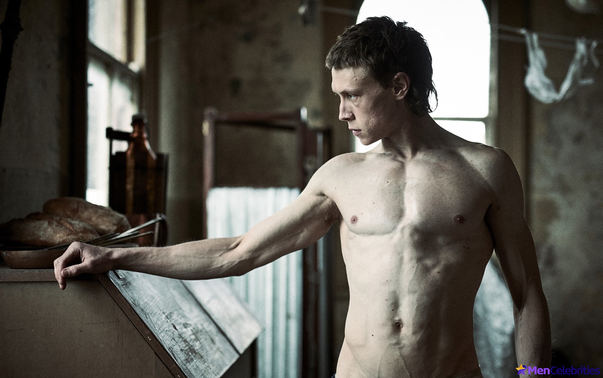 George MacKay Frontal Nude And Gay Sex Collection