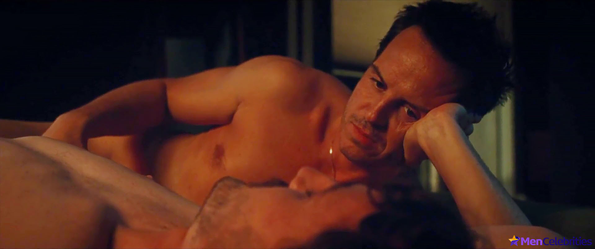 Andrew Scott Nude &amp; Erotic Gay Actions in All of Us Strangers