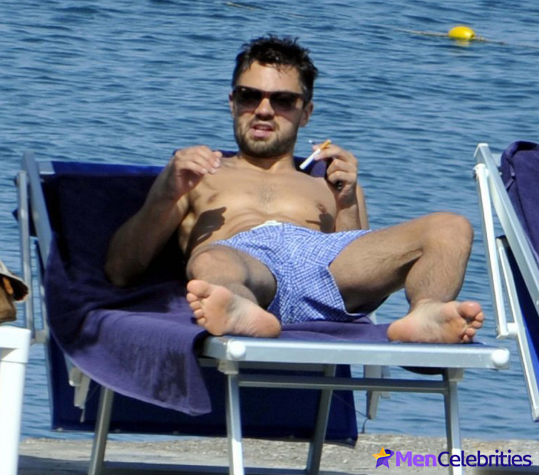 Dominic Cooper penis