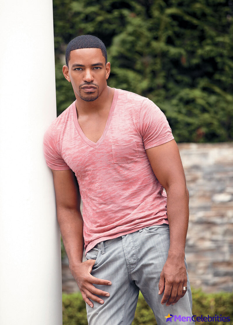 Laz Alonso Nude And Sexy Collection