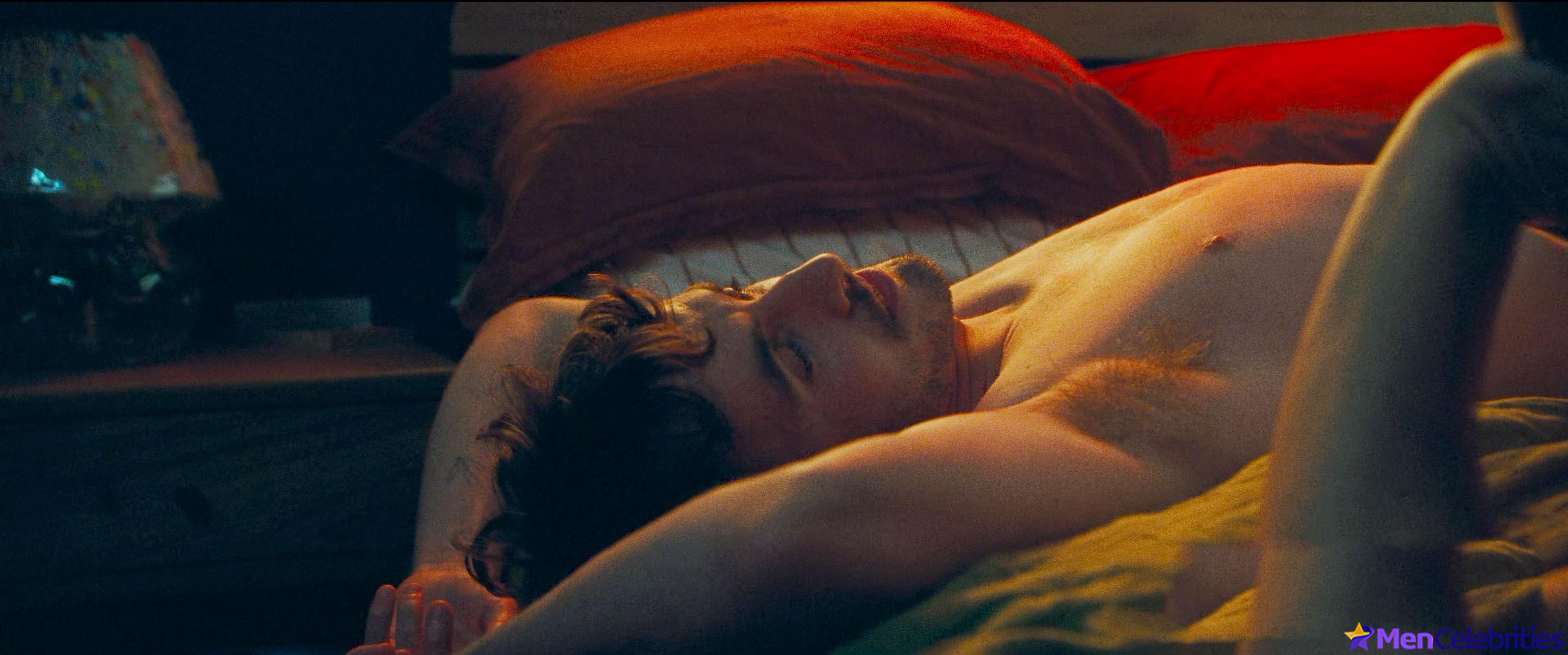 Paul Mescal Nude And Gay Sex Scenes in All of Us Strangers