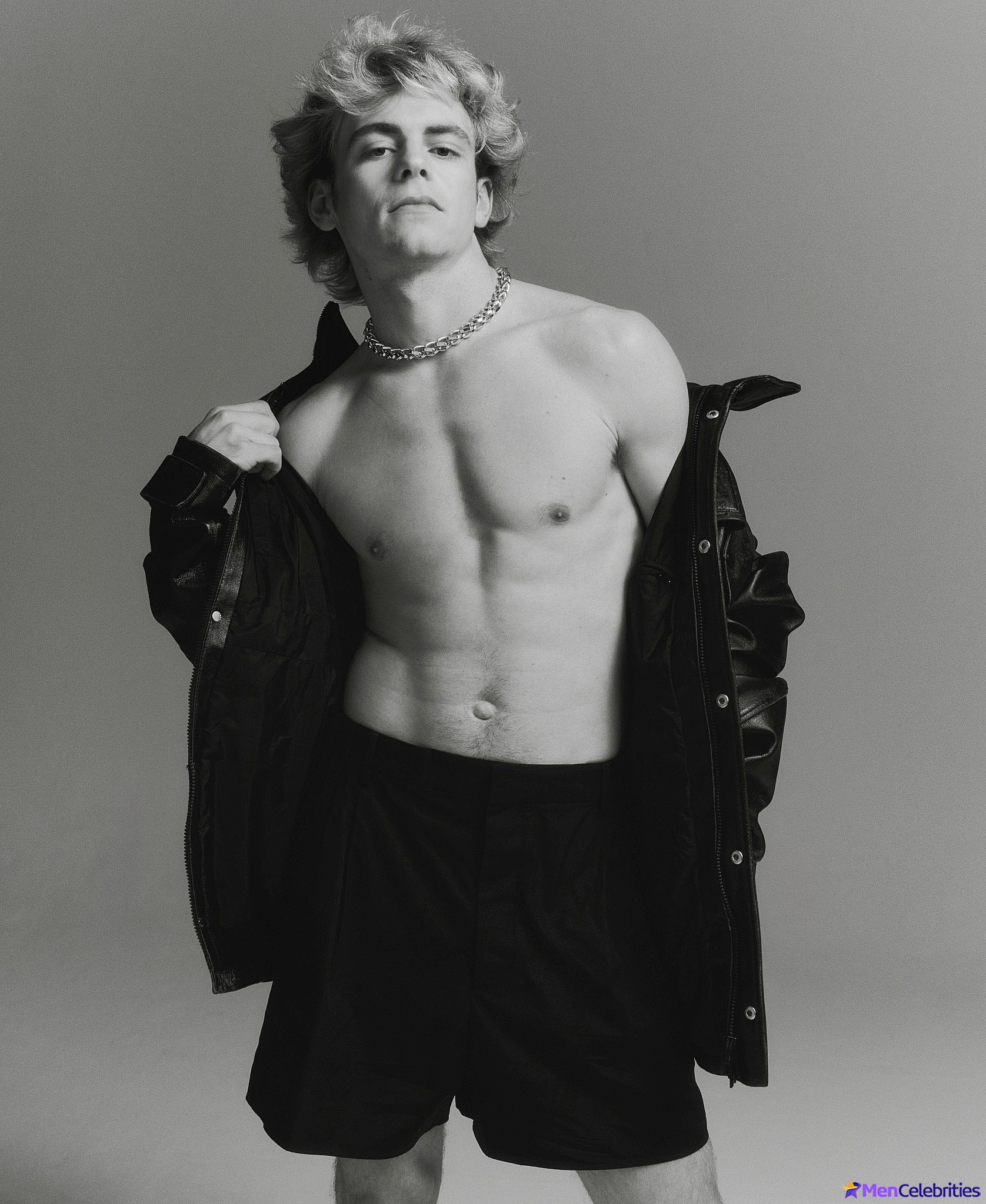 Ross Lynch Nude And Jerk Off Actions Collection