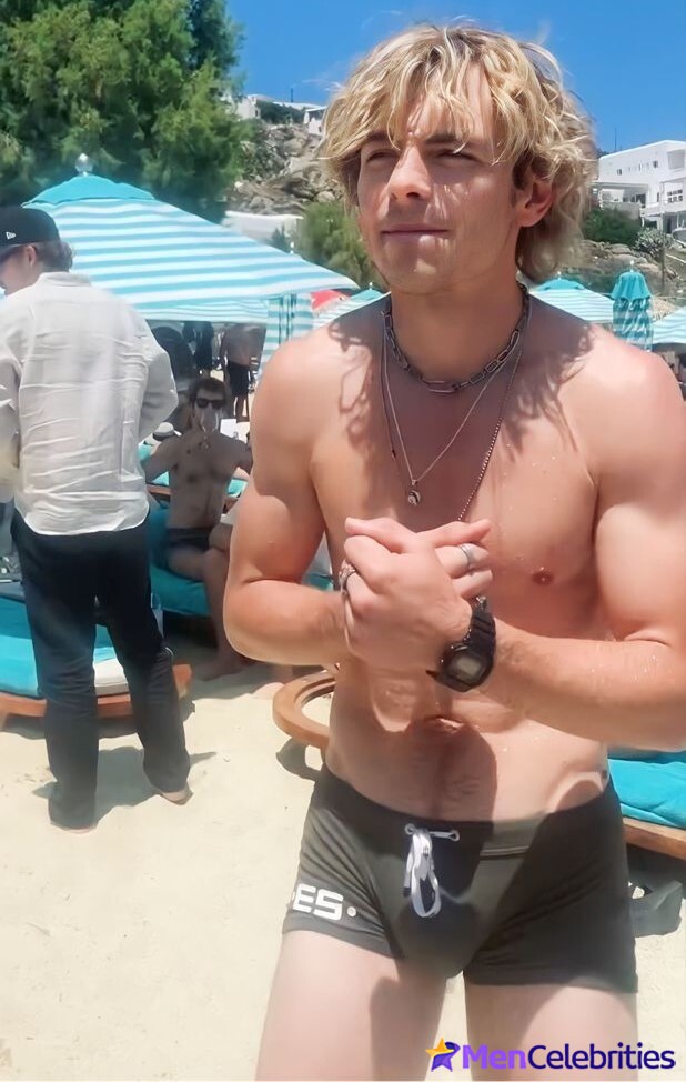 Ross Lynch Nude And Jerk Off Actions Collection