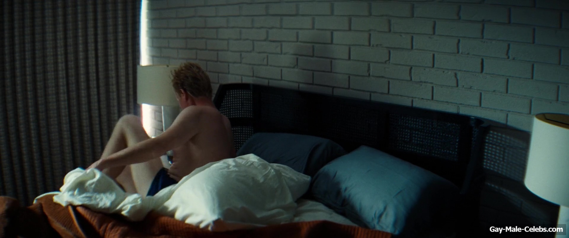 Jesse Plemons naked