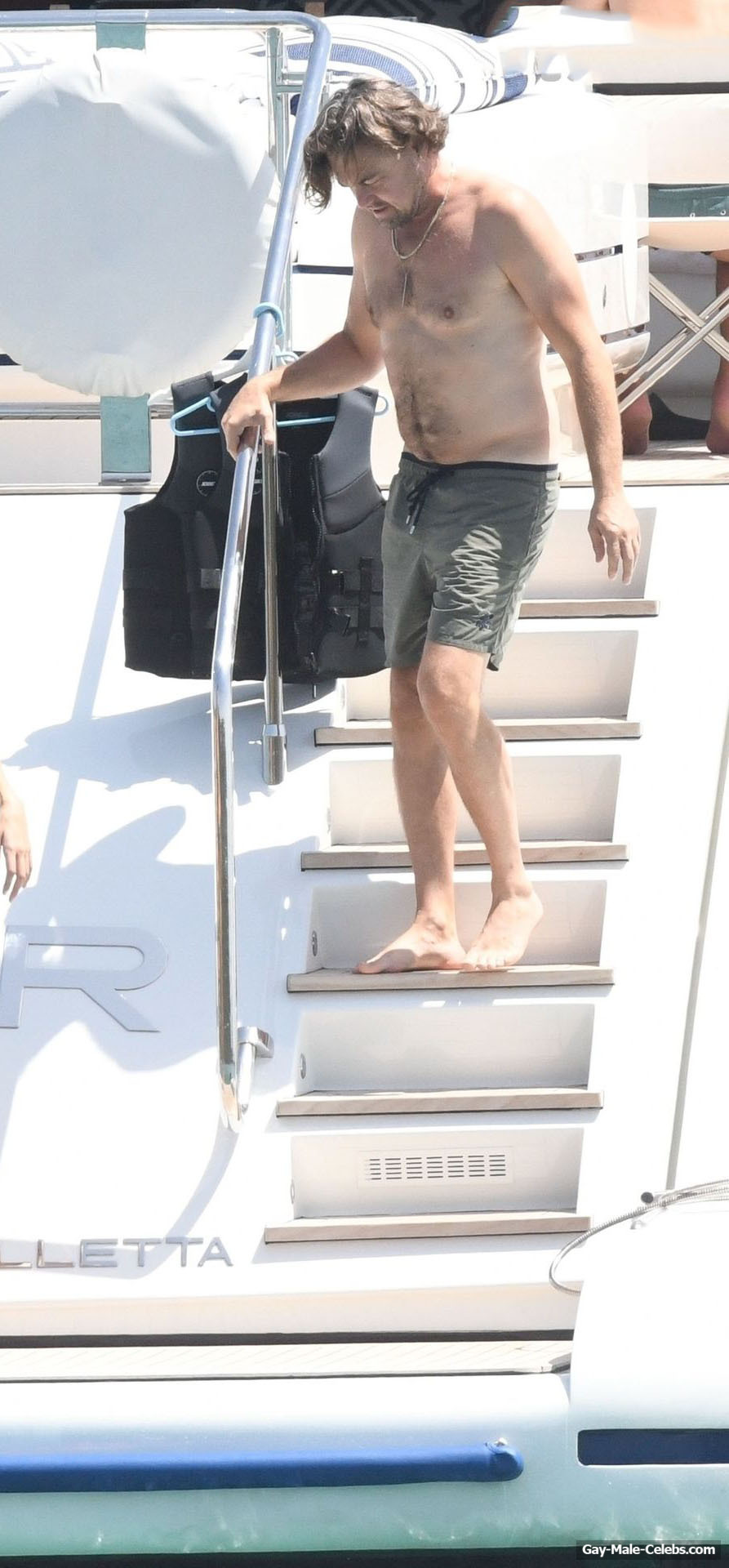 Leonardo DiCaprio Nude Torso On A Yacht