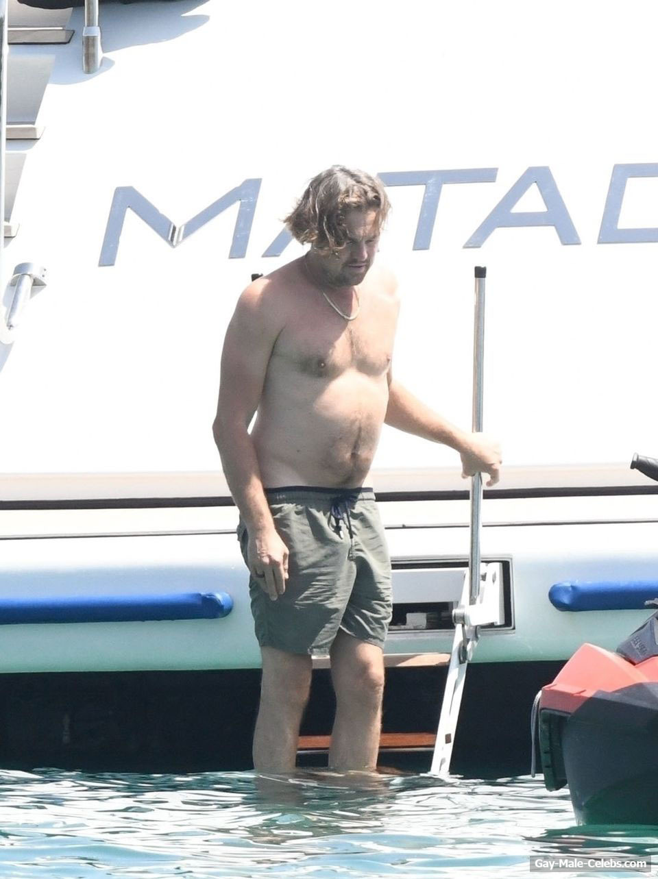 Leonardo DiCaprio Nude Torso On A Yacht