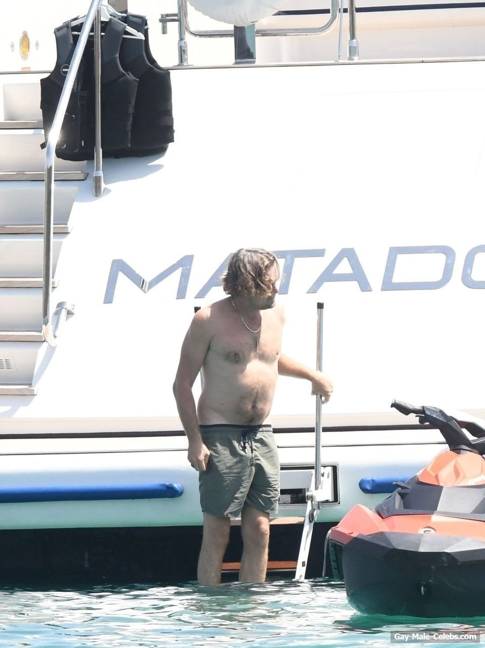 Leonardo DiCaprio Nude Torso On A Yacht