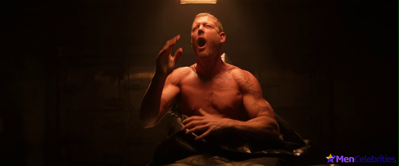 Tom Hopper Nude And Sexy Collection