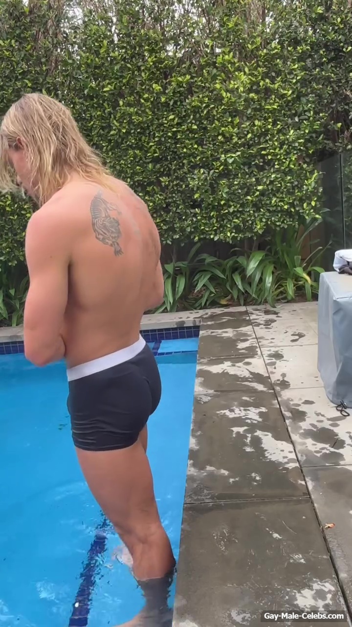 Bailey Smith bum