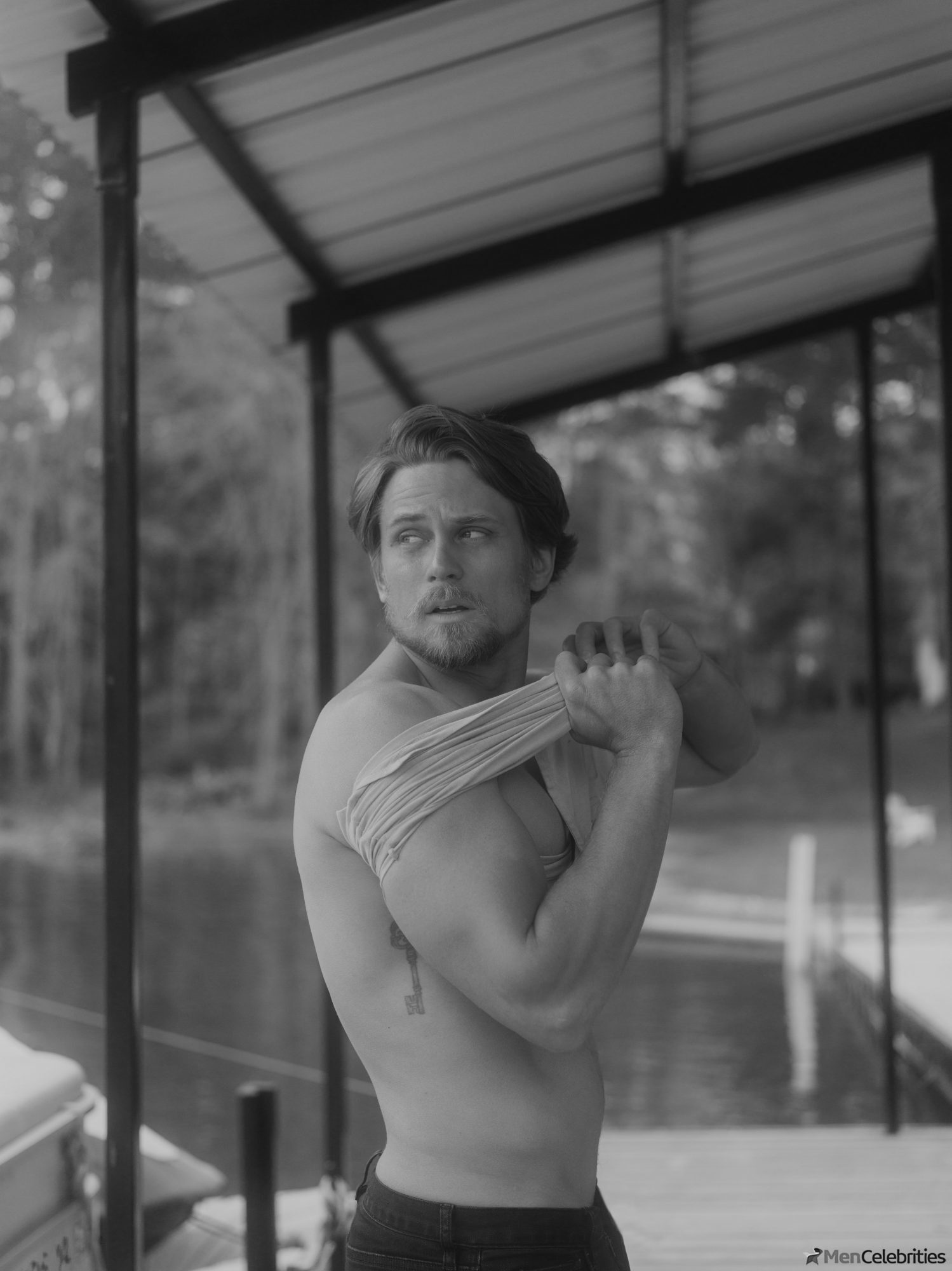 Billy Magnussen Nude Penis &amp; Underwear Bulge Collection