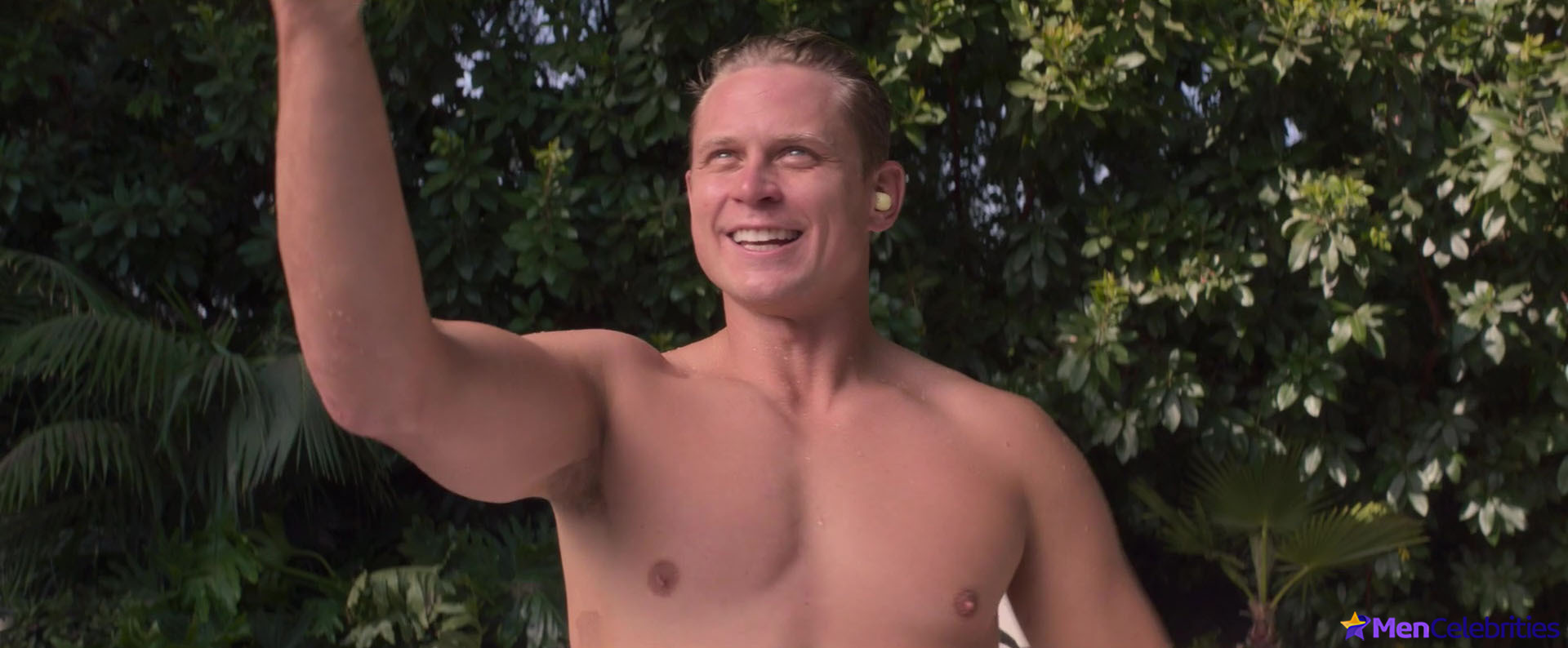 Billy Magnussen shirtless