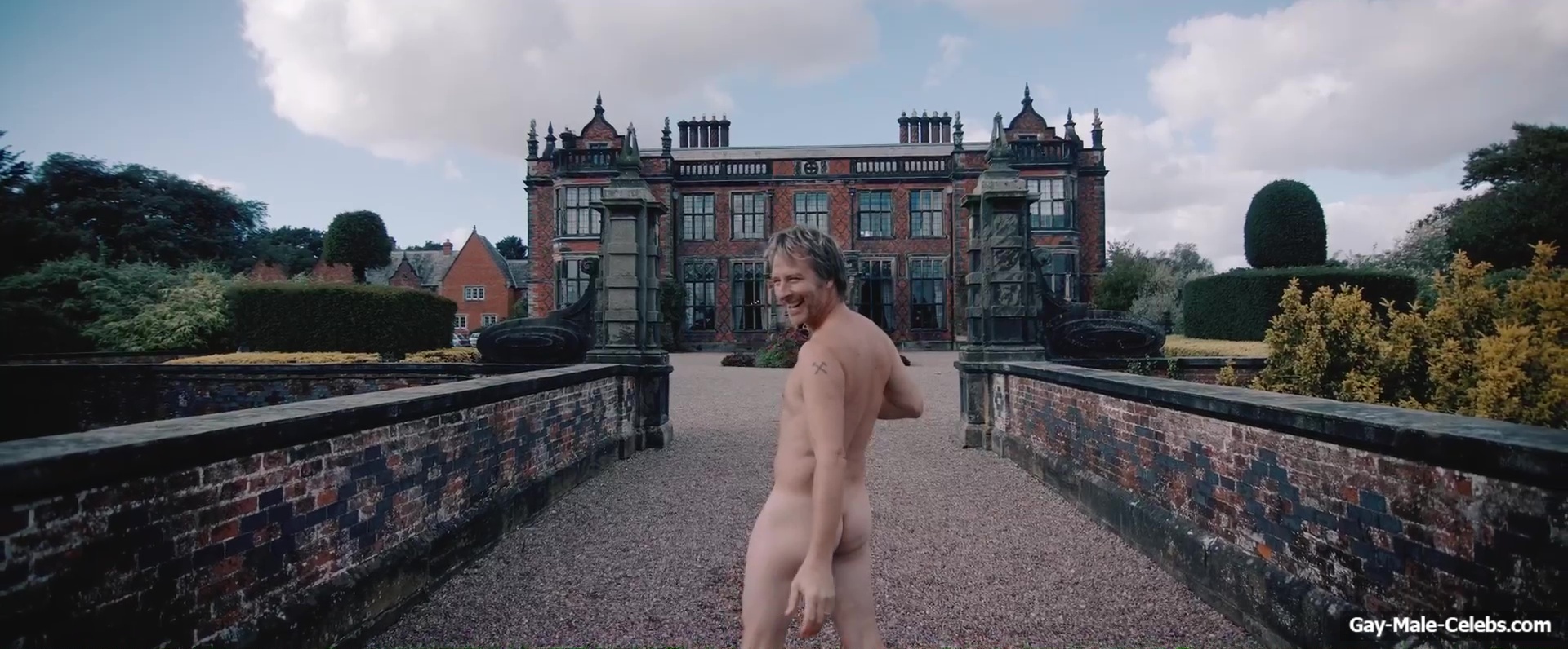 Chesney Hawkes Nude And Sexy in Get A Hold Of Yourself