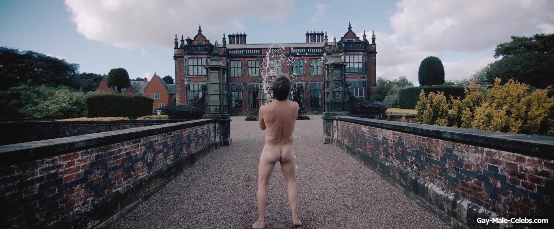 Chesney Hawkes ass naked