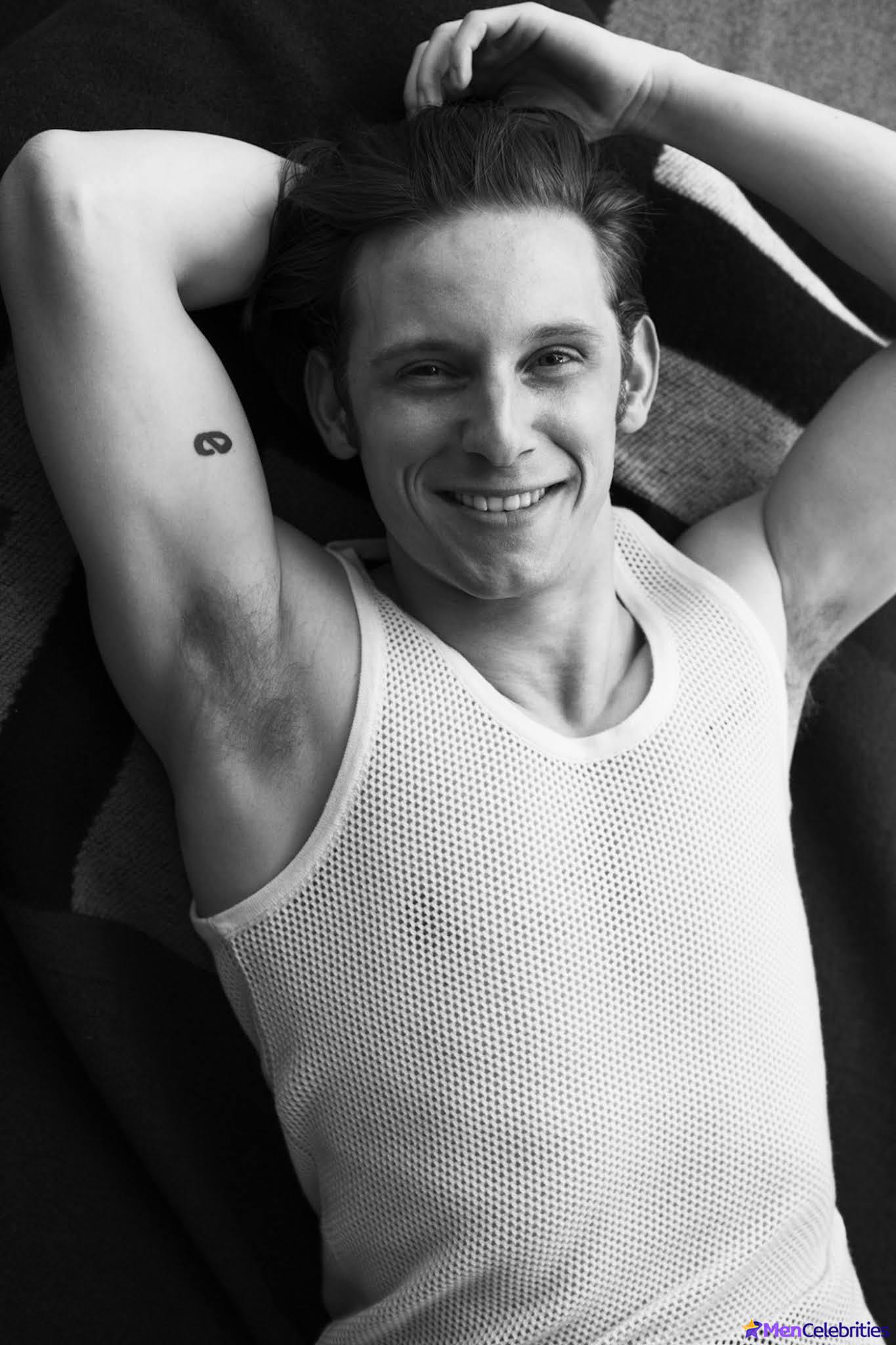 Jamie Bell sexy