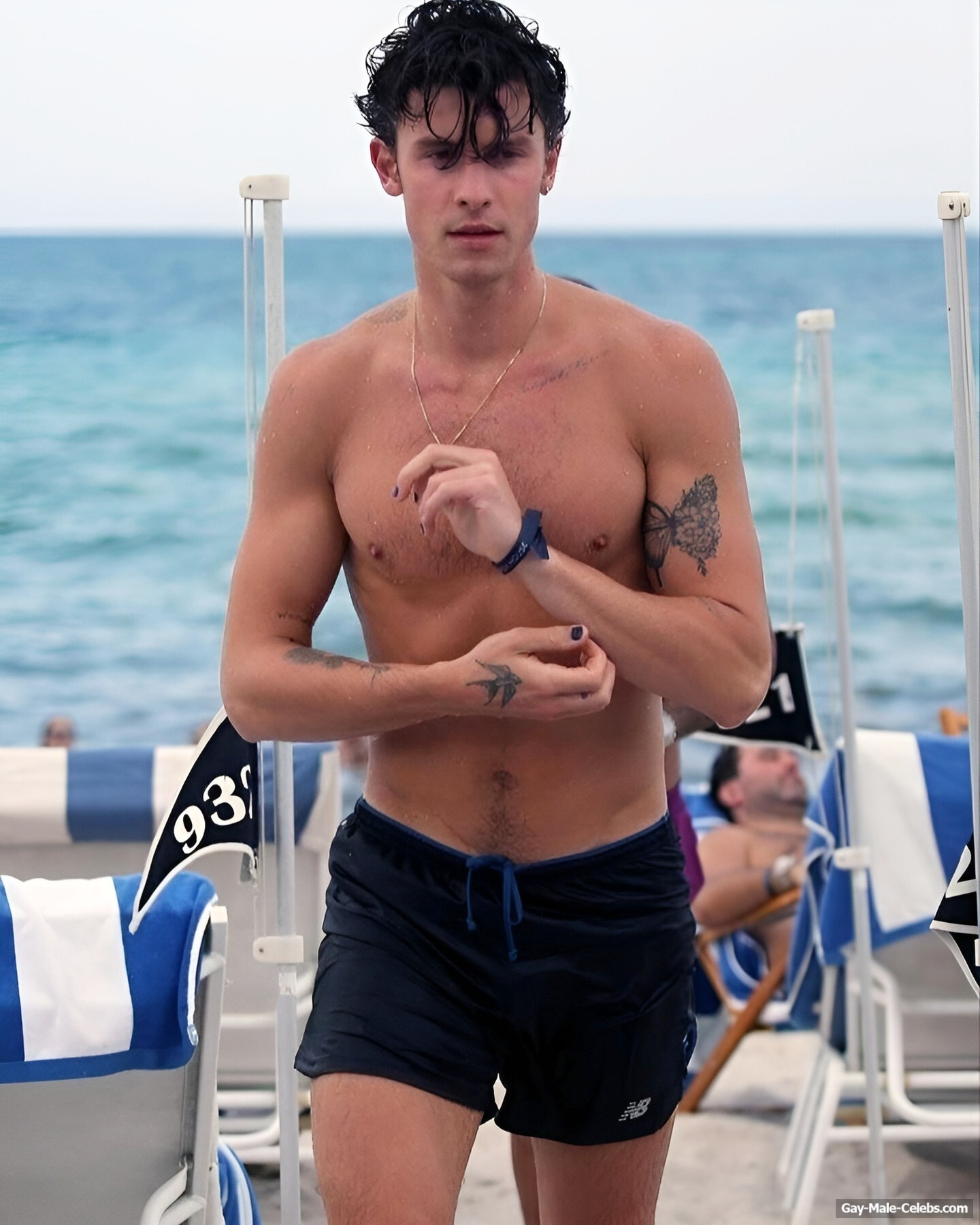 Shawn Mendes New Shirtless And Sexy Photos