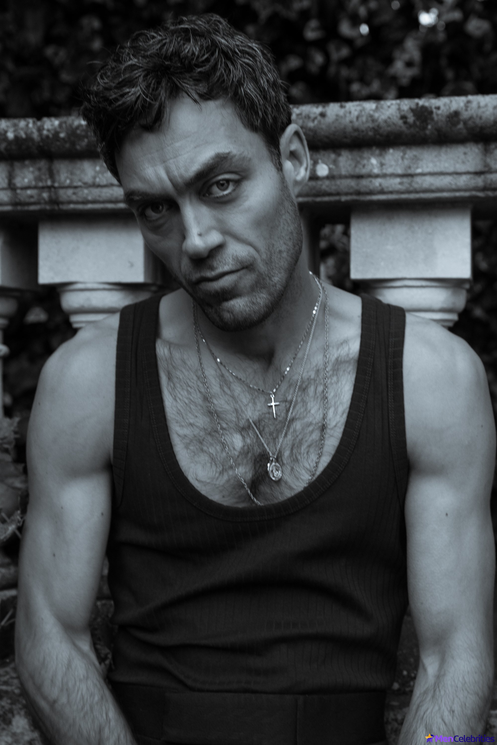 Alex Hassell oops