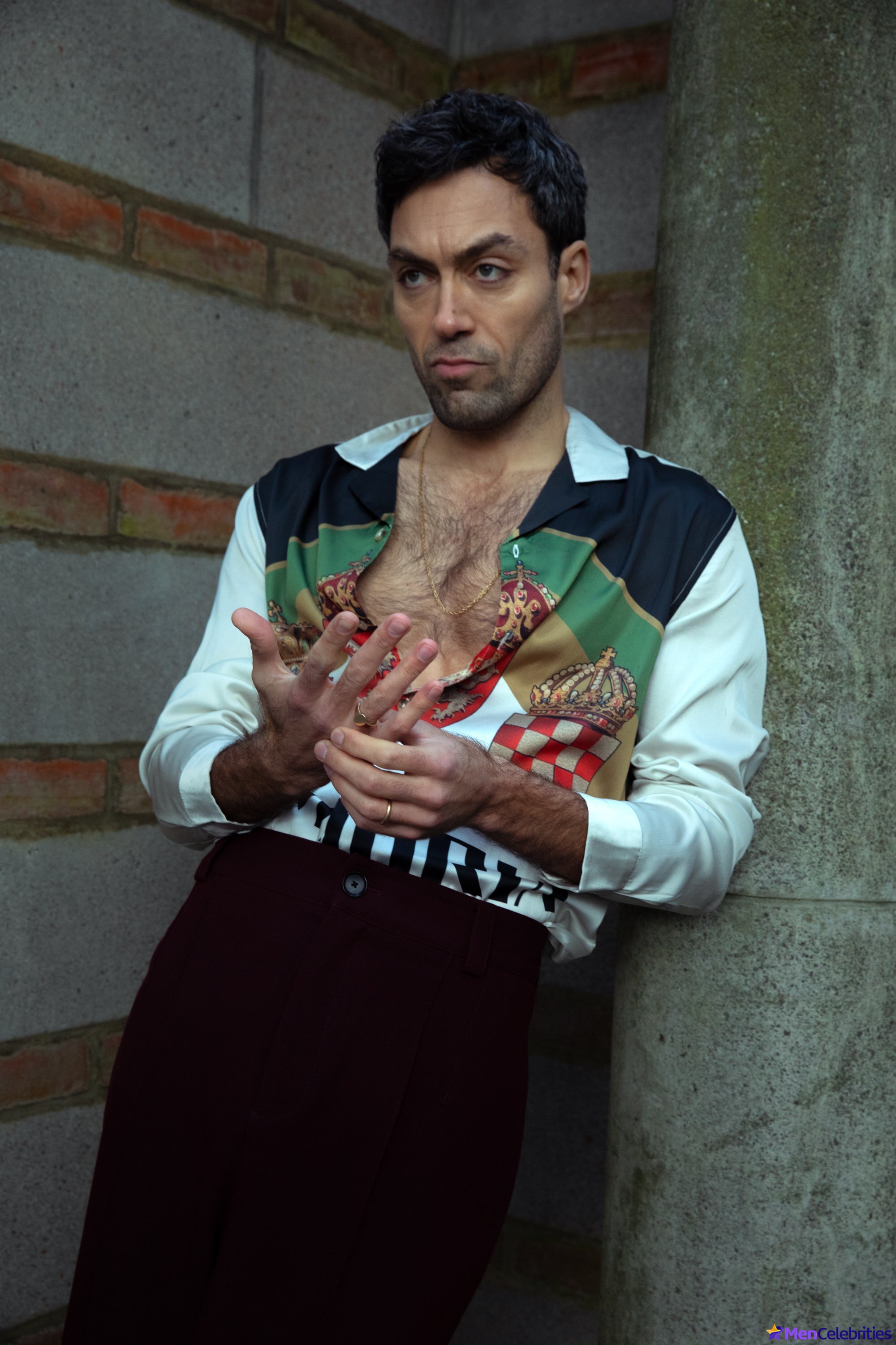 Alex Hassell naked