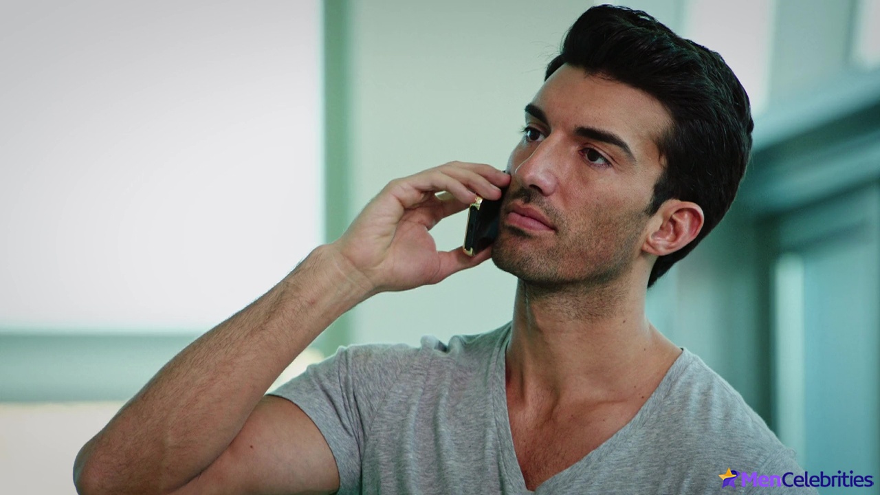 Justin Baldoni Nude Photos And Erotic Videos Collection