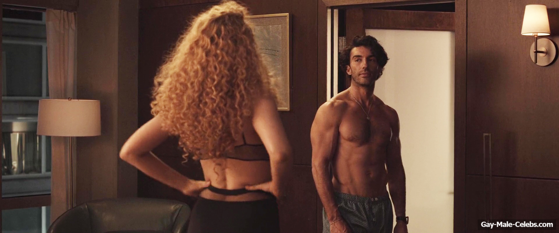 Justin Baldoni Nude Torso &amp; Underwear Scenes in It Ends with Us